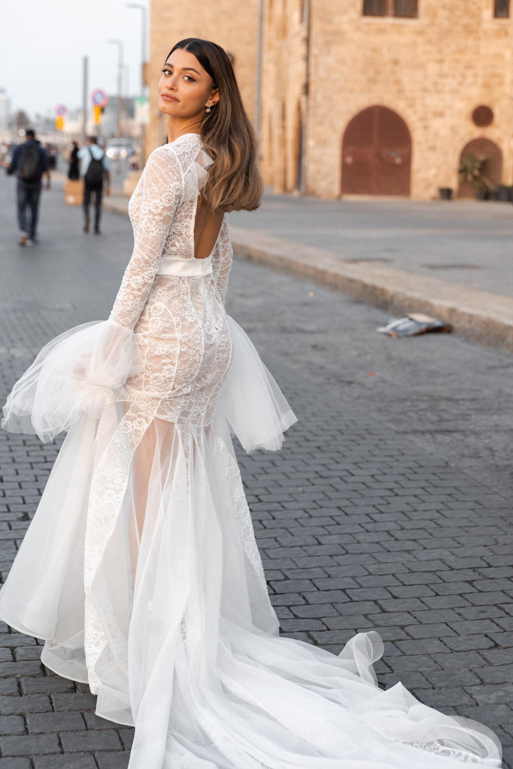 Sophie Turner's wedding dress took over 350 hours to design